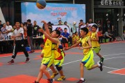 常规赛篮板总数达到4252个 易建联加冕CBA篮板王 _社会_中国小康网